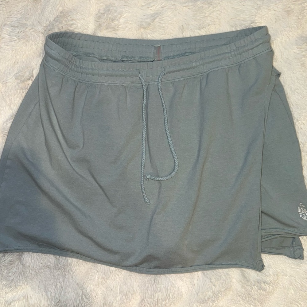 FP MOVEMENT SKIRT